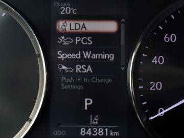 Lexus IS